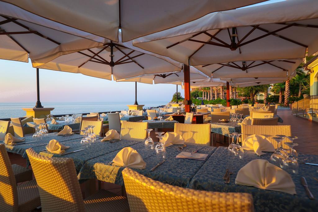 בריאטיקו Villaggio Hotel Lido San Giuseppe מראה חיצוני תמונה