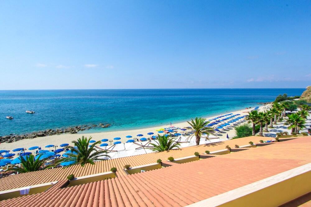 בריאטיקו Villaggio Hotel Lido San Giuseppe מראה חיצוני תמונה