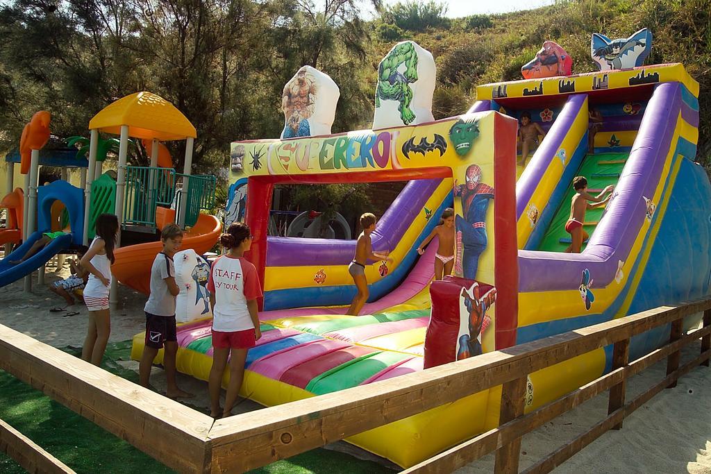בריאטיקו Villaggio Hotel Lido San Giuseppe מראה חיצוני תמונה
